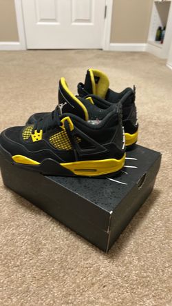 Jordan 4 yellow thunder size 5