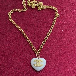 CC NECKLACE 