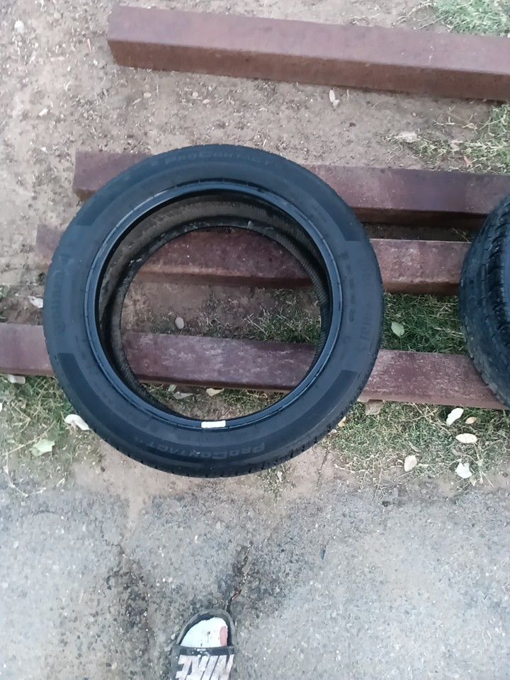 215/50r17 91h . Two Tires Great Condition