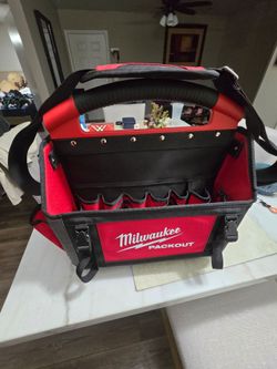 Milwaukee tool tote