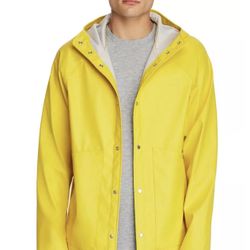 Herschel Supply Co. Classic Rain Jacket Excellent Condition Size Small Unisex $120 on Herschel Website  If you have any questions about sizing or ship