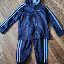 Adidas Toddler Boy Black and White 5T
