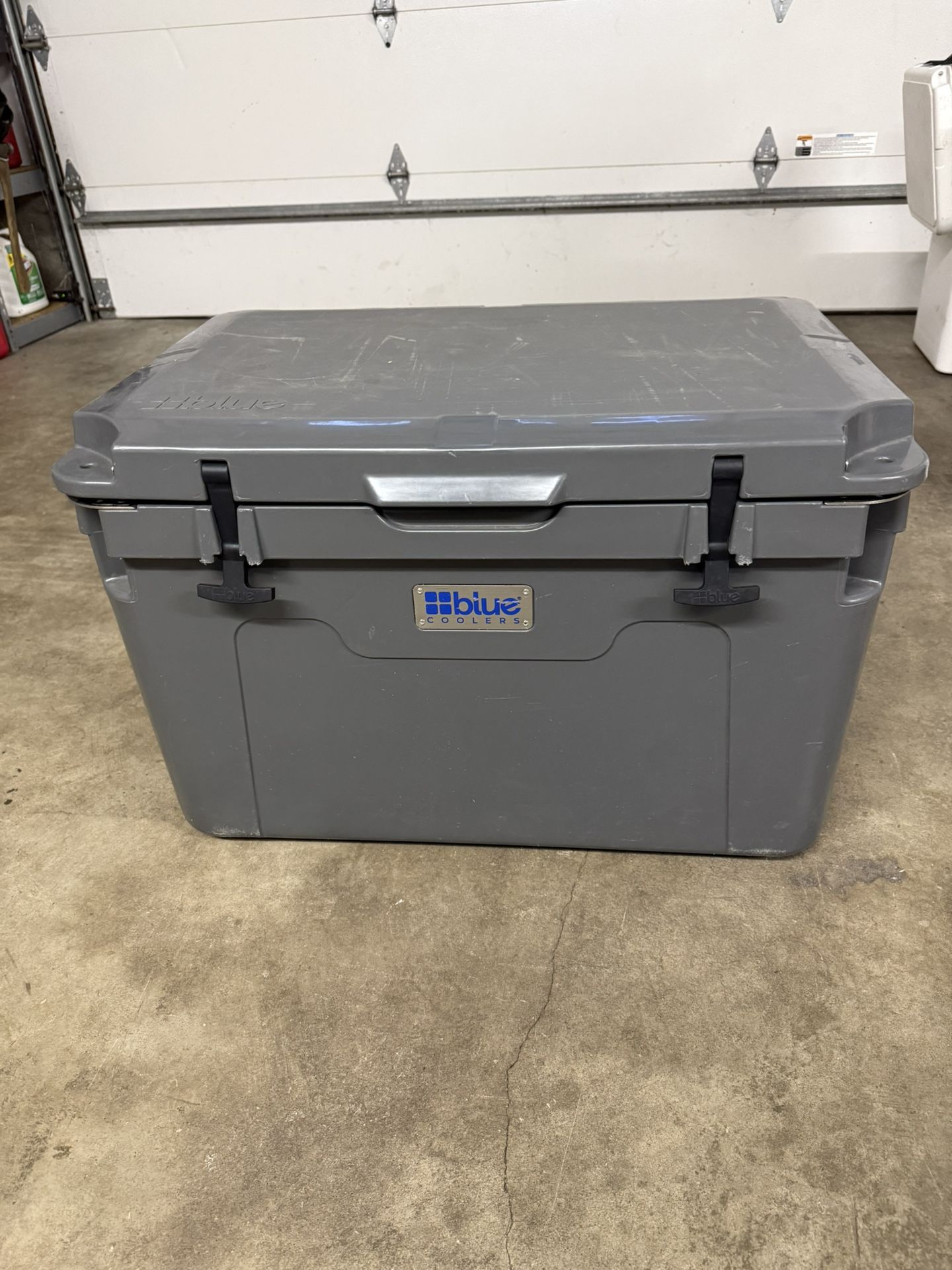 Blue 100 Qt Ark Series Roto-Molded Cooler