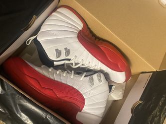 Jordan 12’s Size 6 1/2 🤍❤️