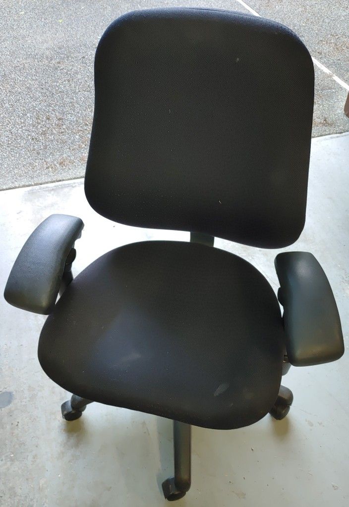 Office Chair In Good Working Condition For Free