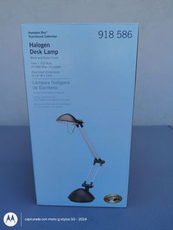 Halogen desk lamp