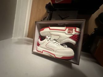 Christian Louboutin Astroloubi Flat