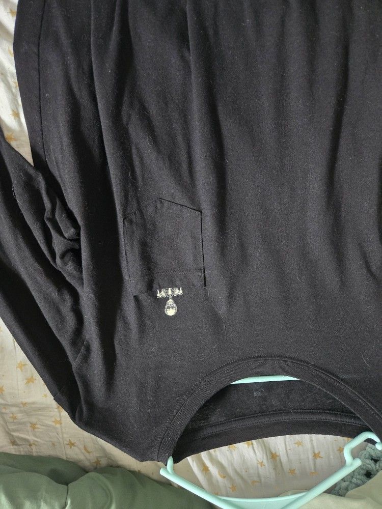 Black Longsleeve