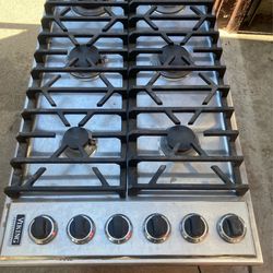 Viking VGSU161-6BSS 36" 6-Burner Built-In Gas Cooktop - Stainless Steel - Used