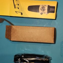 Saxophone 🎷 Reed, Mouth Piece And Cover