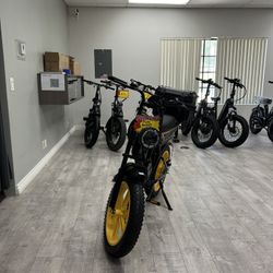 TST R9 1500W  Moped Style Electric Bike (2026 Model)