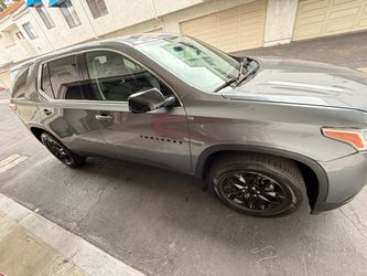 Chevrolet Traverse SUV Gray 2020