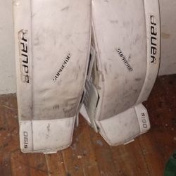 Original Factory Size Medium Bauer Supreme S190 goalie Pads Deal