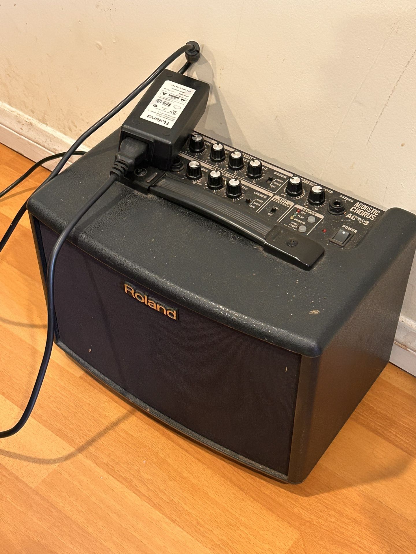 Roland acoustic chorus AC 33