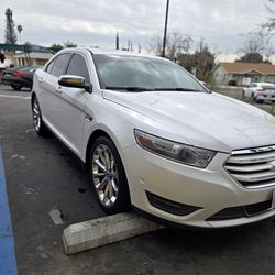 Ford Taurus