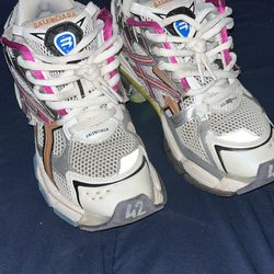 balenciaga runner size 9