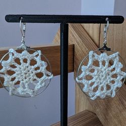Crochet Snowflake Dangle Earring with Beads