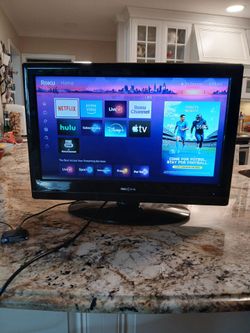 Insignia 26 inch LCD Color TV and DVD Video Player