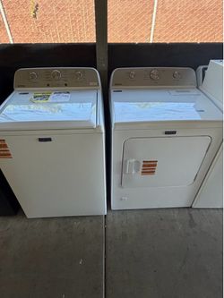 Brand new Maytag washer And Gas Dryer