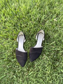 Black pointed toe flats