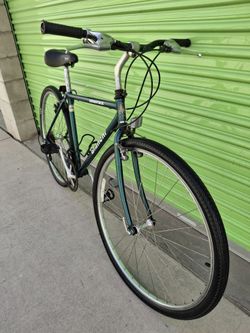 NISHIKI HYBRID BIKE 21 SPEEDS TIRE 26 SIZE M