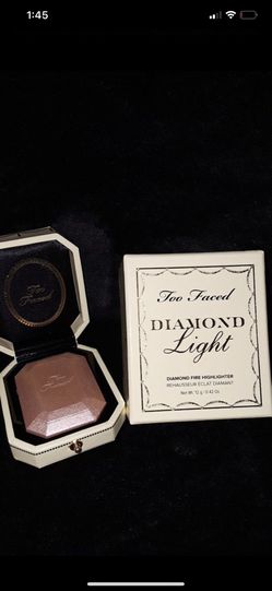 Too faced highlighter