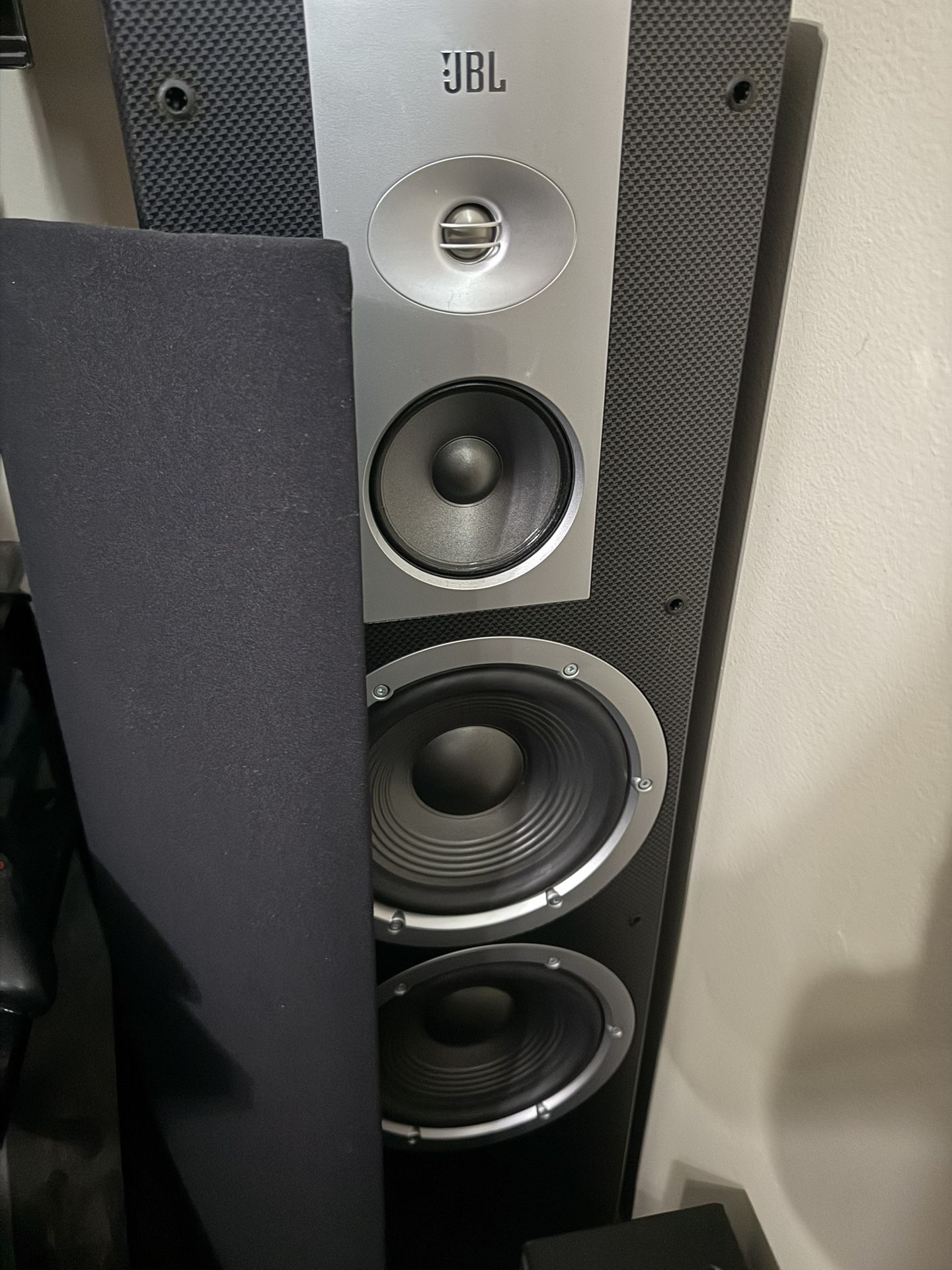 Jbl Venue Floor Standing Speakers Mint 