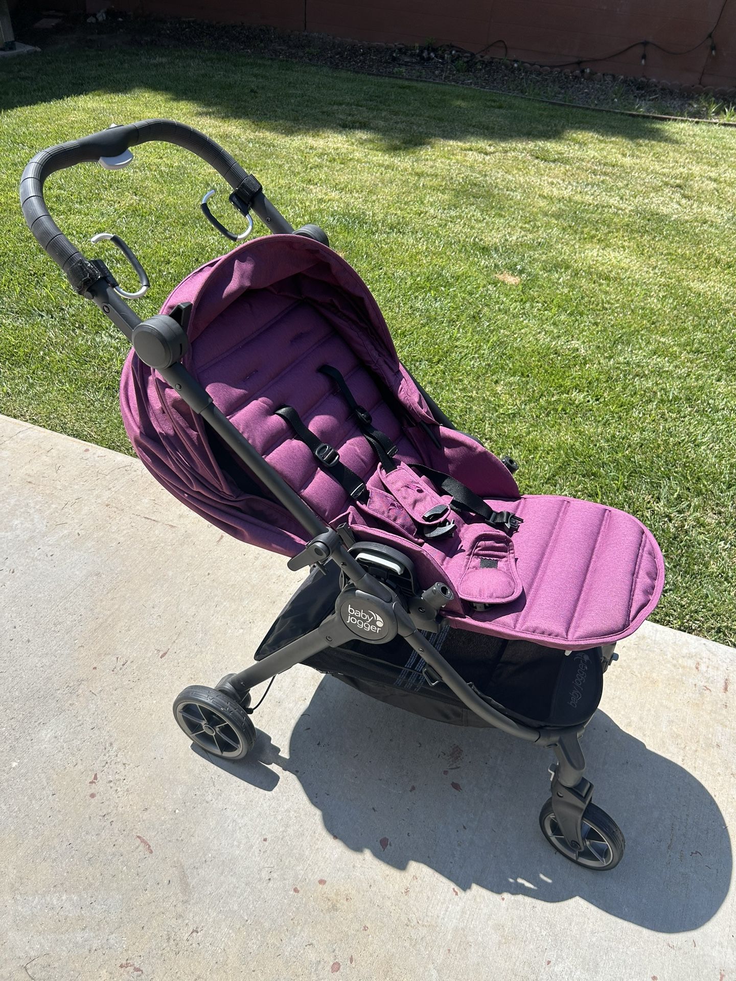 Baby Jogger City Tour Travel Stroller