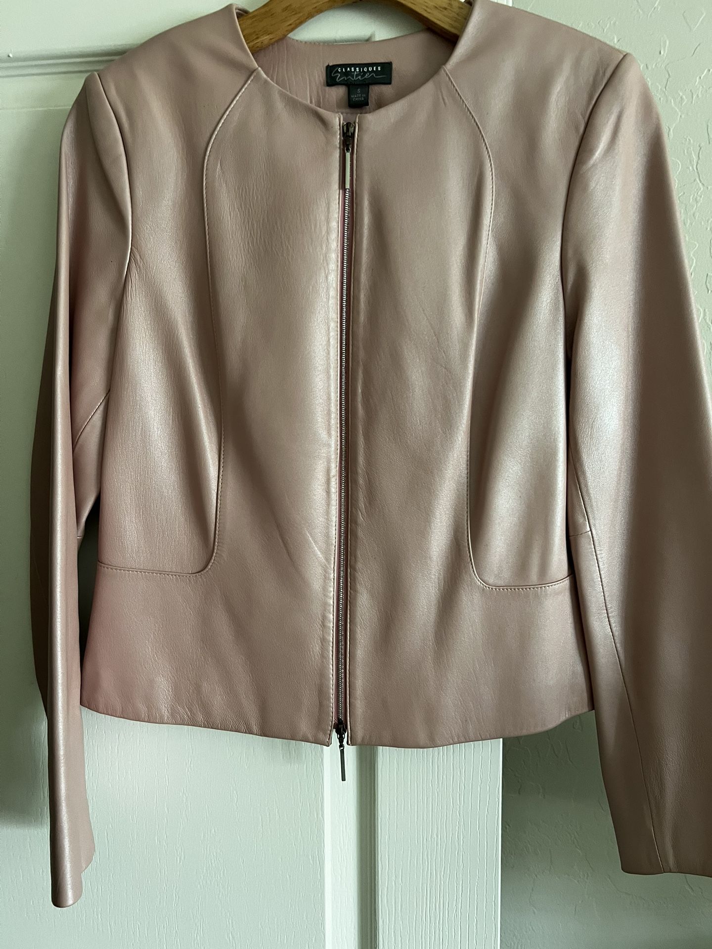 Beautiful Nordstrom Women’s Pink pearlescent Leather Jacket