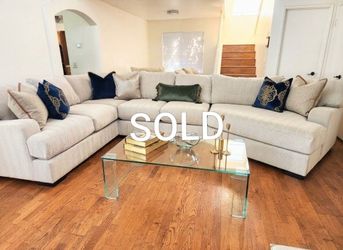 Super XL 3-PC SECTIONAL – EXCELLENT CONDITION!