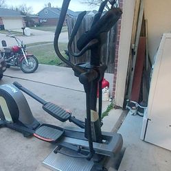 NordicTrack E75 Elliptical