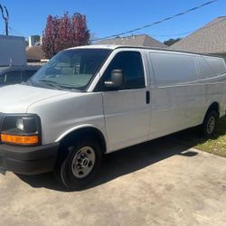 2012 GMC SAVANA  Solo Enganche / Down Payment Only 