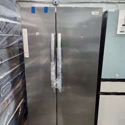 FRIGIDAIRE GALLERY 26-cu.ft SIDE-BY-SIDE REFRIGERATOR,with Water Dispenser & Ice Maker (In Stainless Steel) (with warranty!)