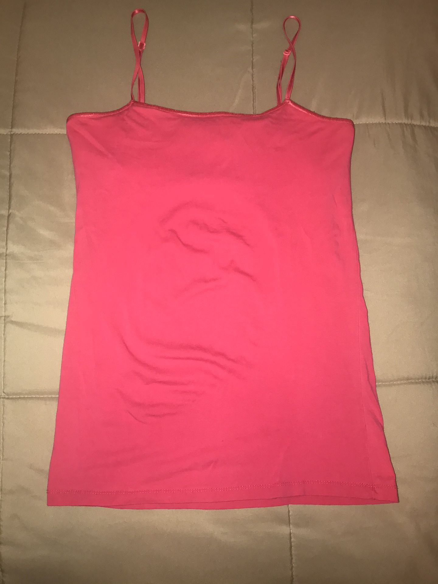 Hot pink tank top (Size: Medium)