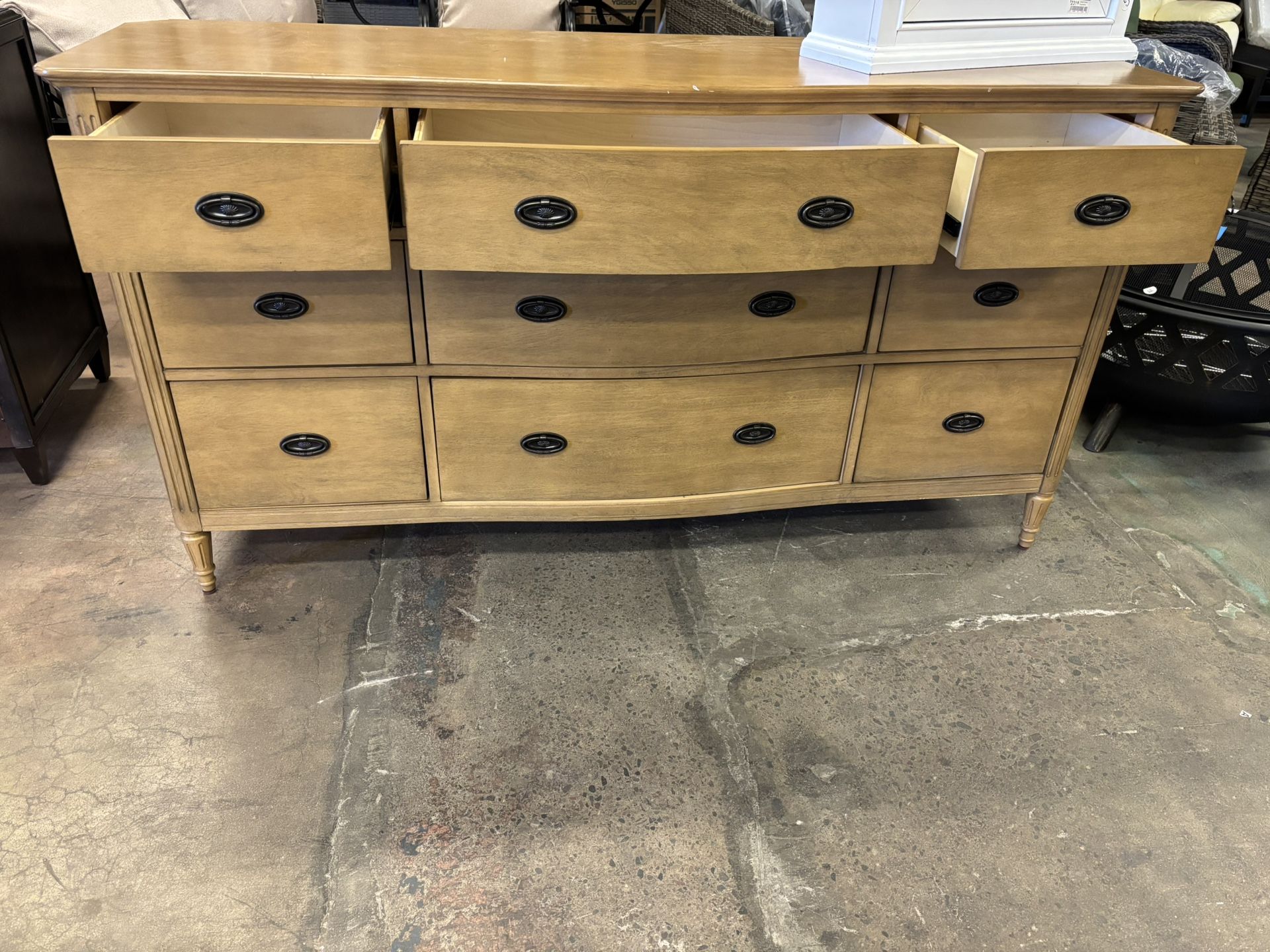 Ashdale 9-drawer Patina (New)