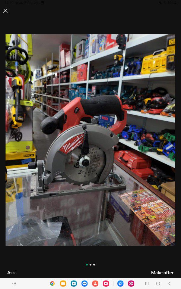 MILWAUKEE M12 CORDLESS CIRCULAR SAW 5-1/2"IN FUEL BRUSHLESS ( Tool Only)
