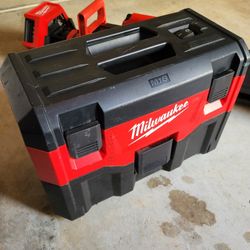 Milwaukee Tripod Light and Crdless Vac