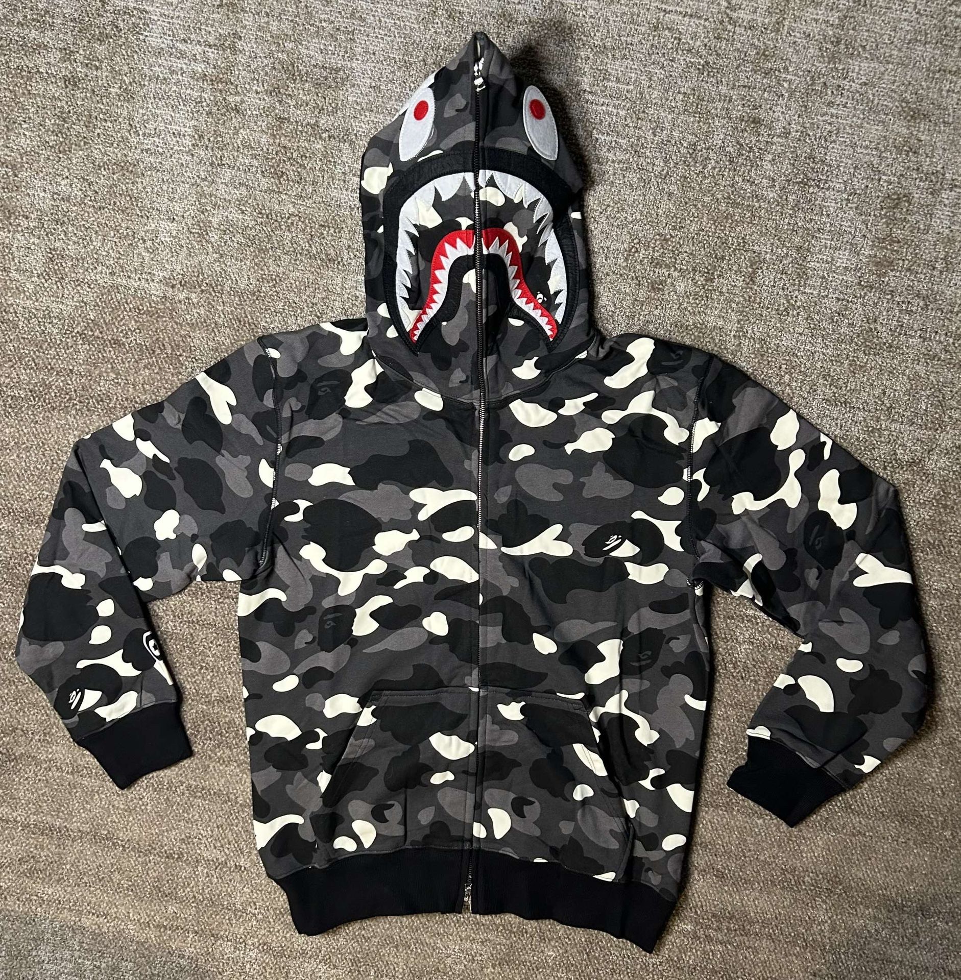 BATHING APE HOODIE