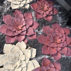 Metal Michaels wall flowers