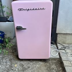 Mini Frigidaire Fridge