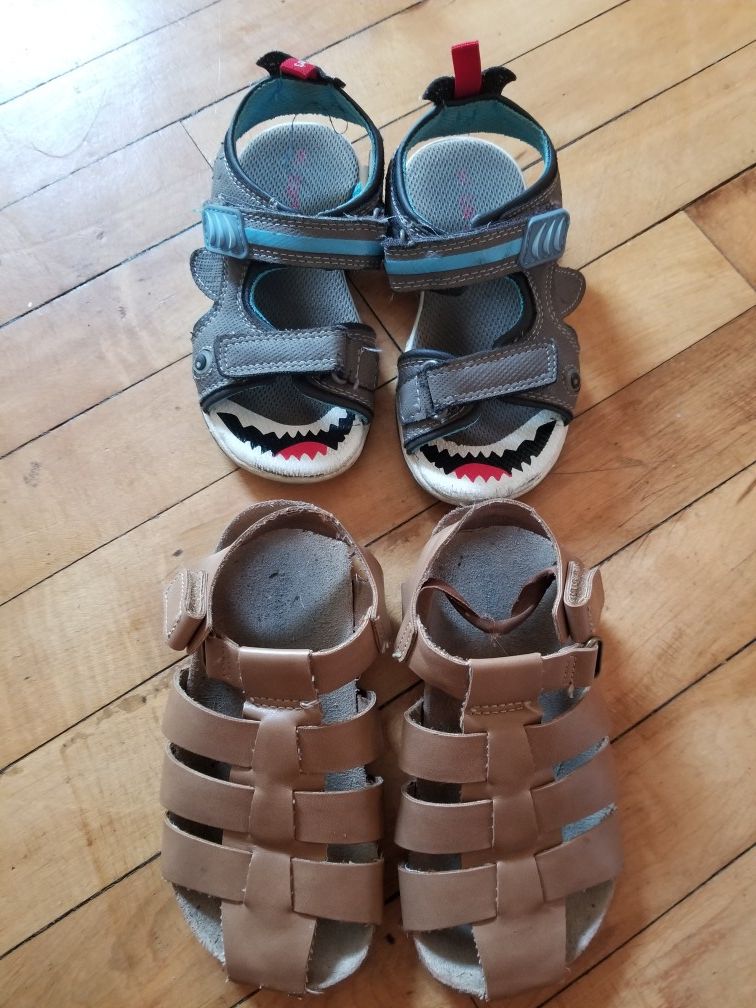 Size 9 boys shoes