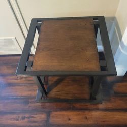 End Table 2 shelves very sturdy