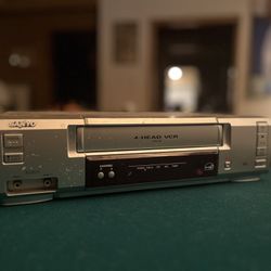 Sanyo VHS VCR (working)