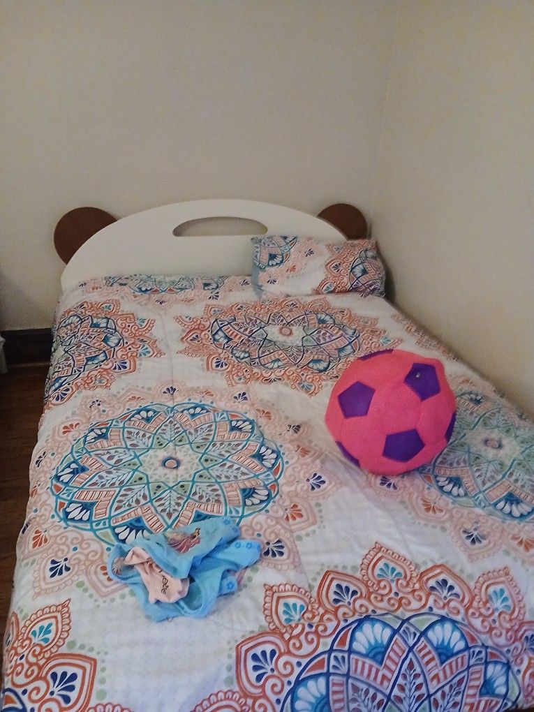 Bear Full Bed White And Brown
