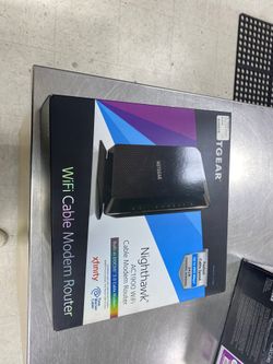 Netgear nighthawk ac1900 WiFi cable modem router