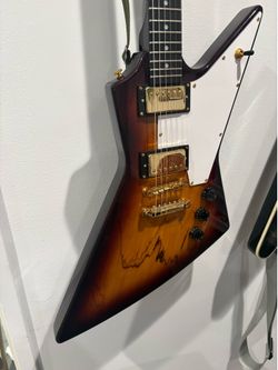 Bad cat explorer style guitar