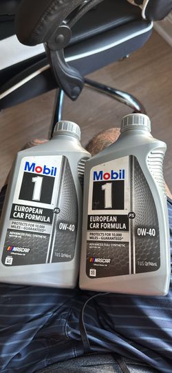 Motor oil 2 quarts
