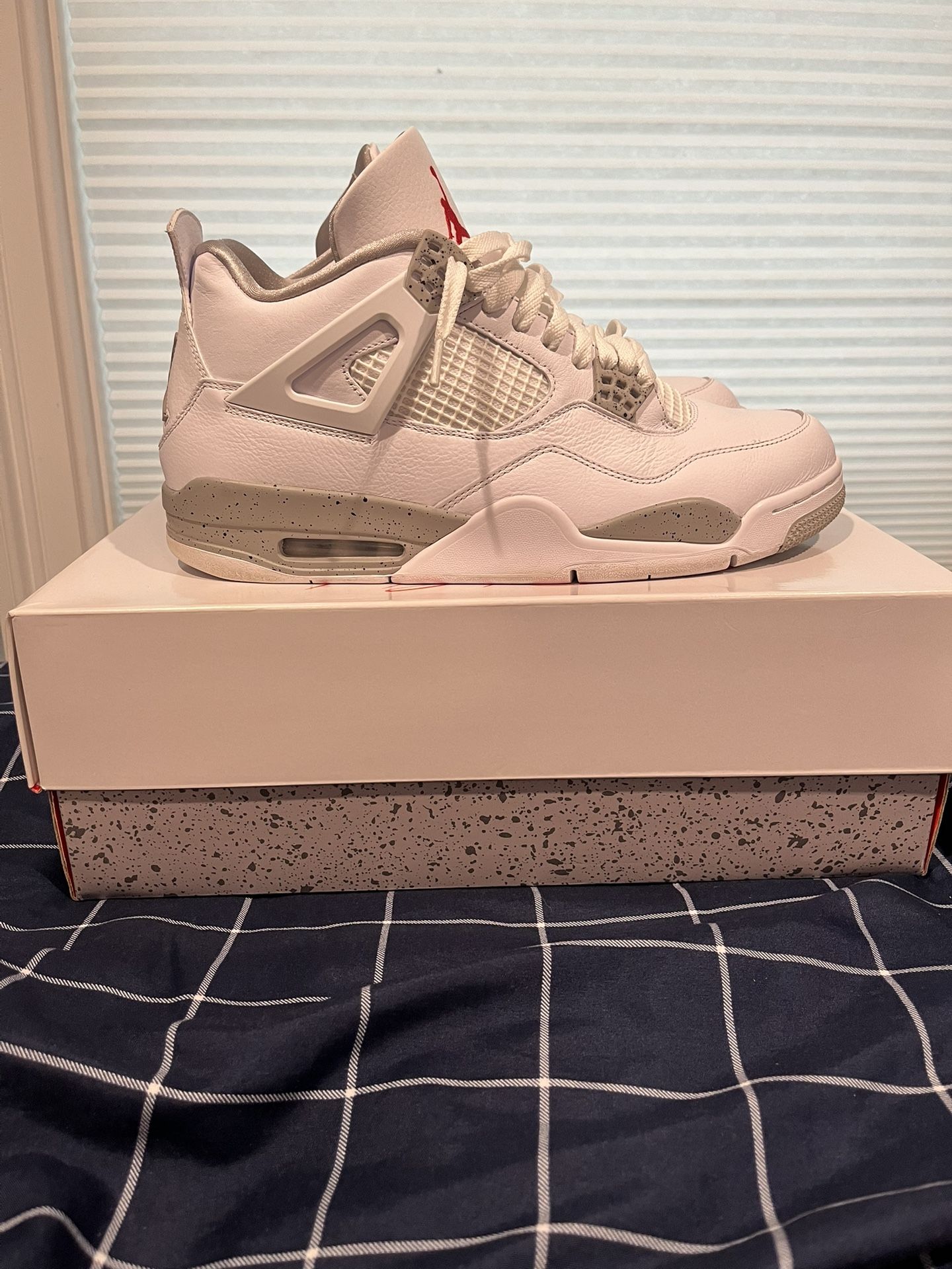 Size 12-Jordan 4 White Oreo VNDS Used Very Clean Nike