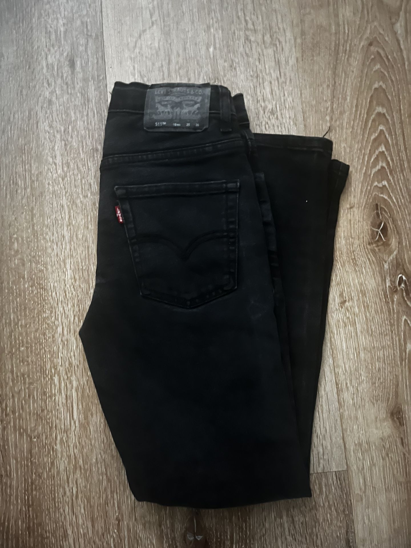 Levi’s 10