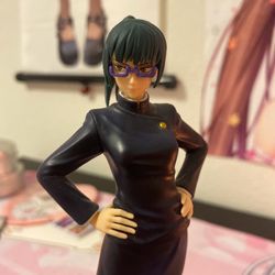 Jujusu Kaisen figure